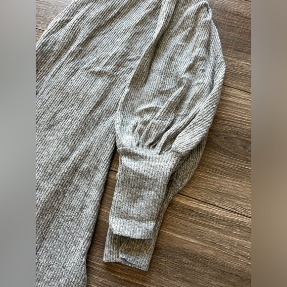 Gray Express Sweater Dress - Picture 4 of 4